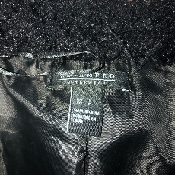 Furry jacket - Picture 3 of 3